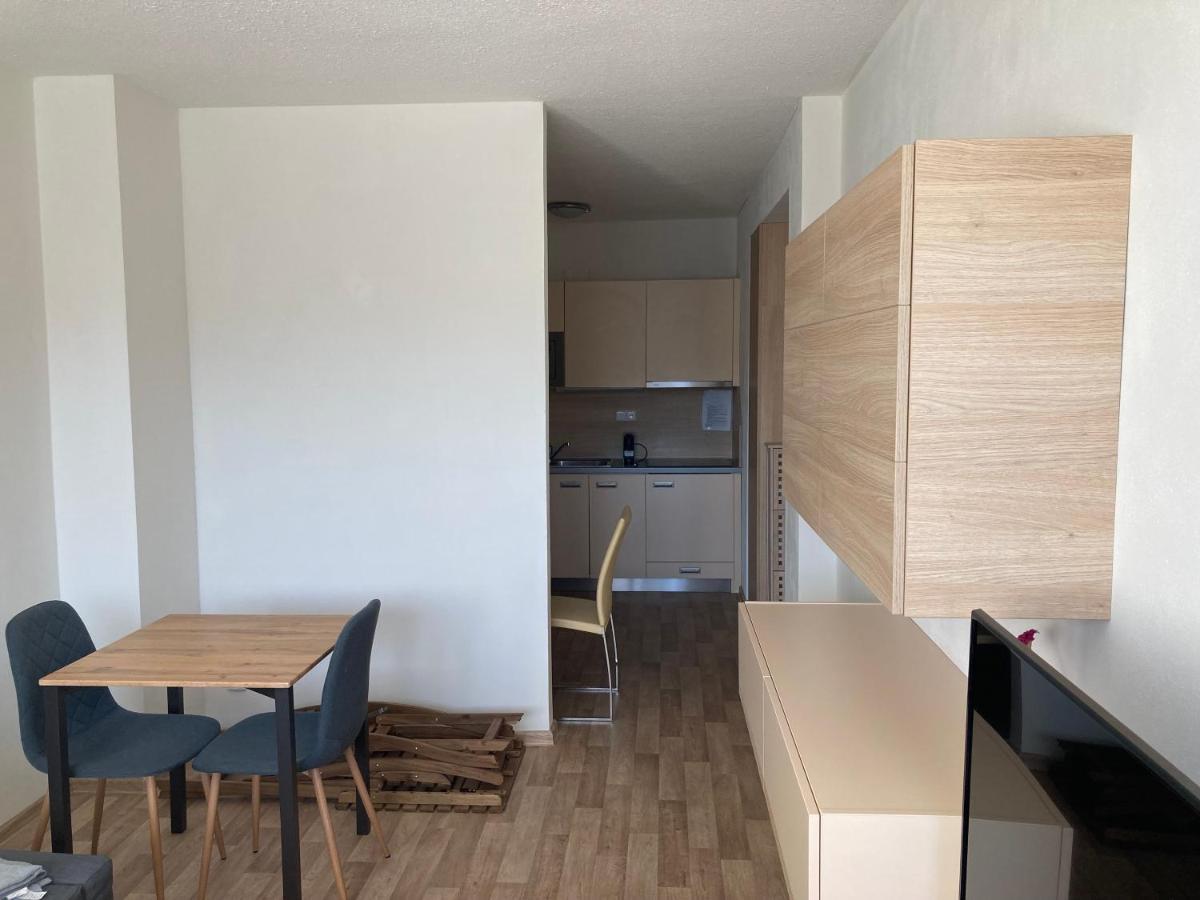Apartman Vsemina 300 Ngoại thất bức ảnh